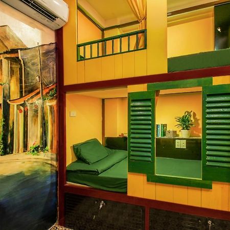 Grandma Lu'S Saigon Bui Vien Hostel โฮจิมินห์ซิตี้ ภายนอก รูปภาพ