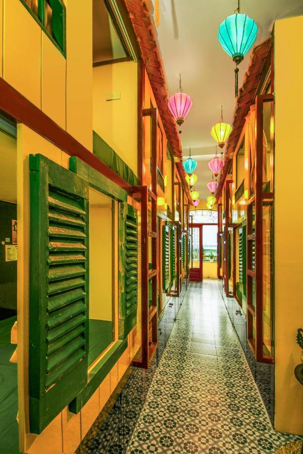Grandma Lu'S Saigon Bui Vien Hostel โฮจิมินห์ซิตี้ ภายนอก รูปภาพ