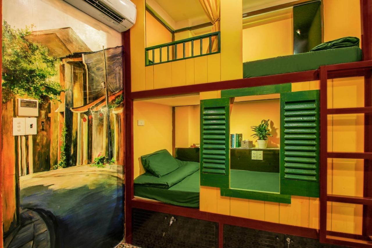 Grandma Lu'S Saigon Bui Vien Hostel โฮจิมินห์ซิตี้ ภายนอก รูปภาพ